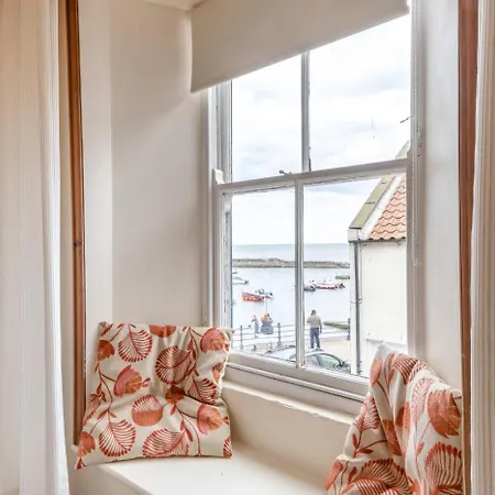 4 Bed In Oc-p44765 Staithes