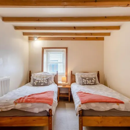4 Bed In Oc-p44765 Tatil Evi *