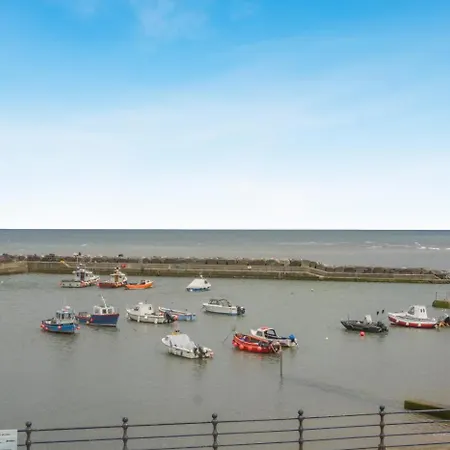 4 Bed In Oc-p44765 * Staithes